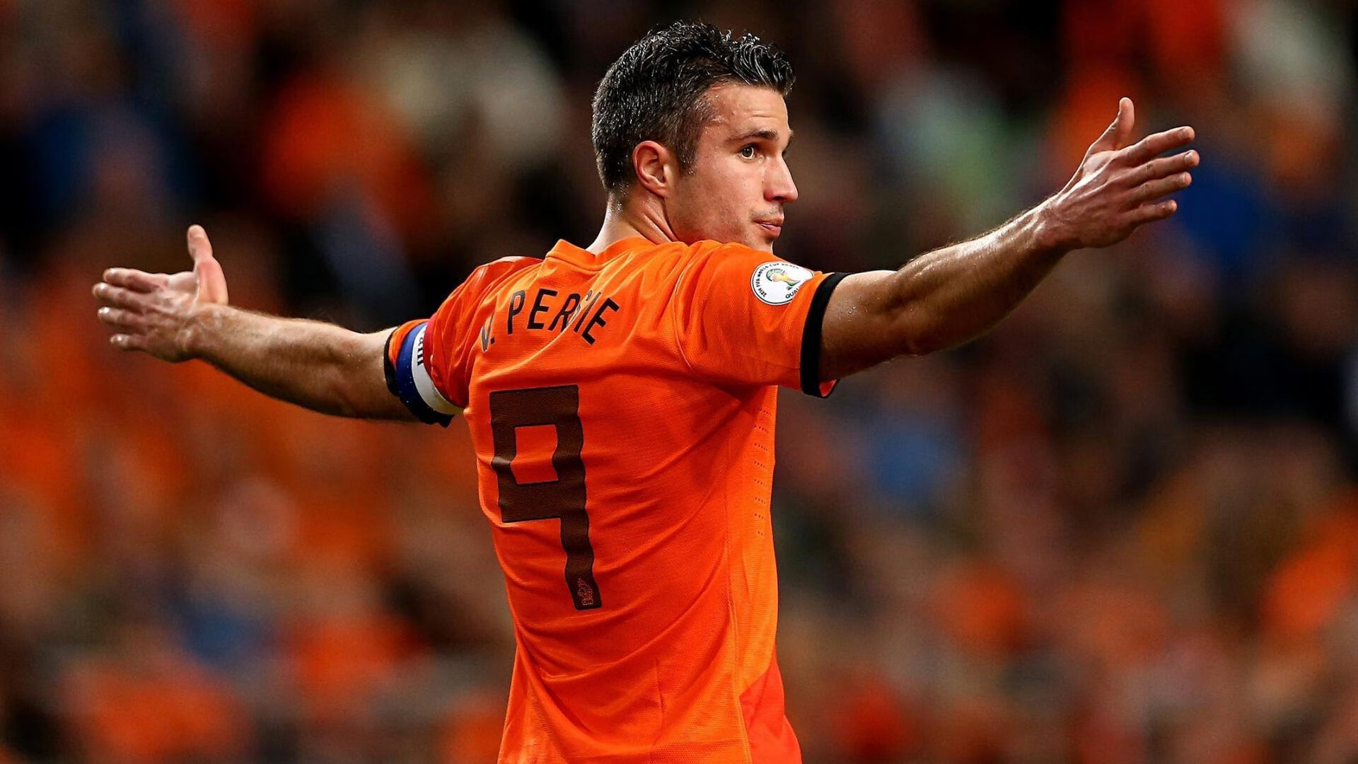 “费尔南多·比亚尔巴：美洲狮队进攻的心脏，未来无限可能”